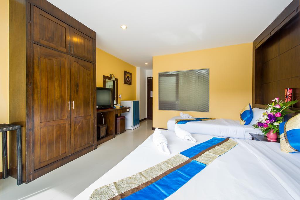 Thai Siam Patong Экстерьер фото