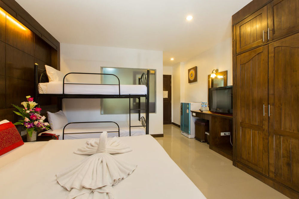 Thai Siam Patong Экстерьер фото