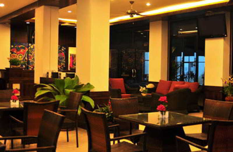 Thai Siam Patong Экстерьер фото